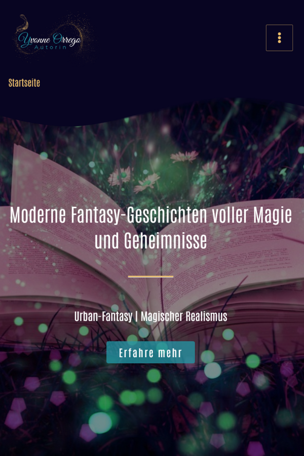 Ein Bildschirmfoto der Startseite von yvonne-orrego.de, ein aufgeschlagenes Buch, Blumen, magische Atmosphäre